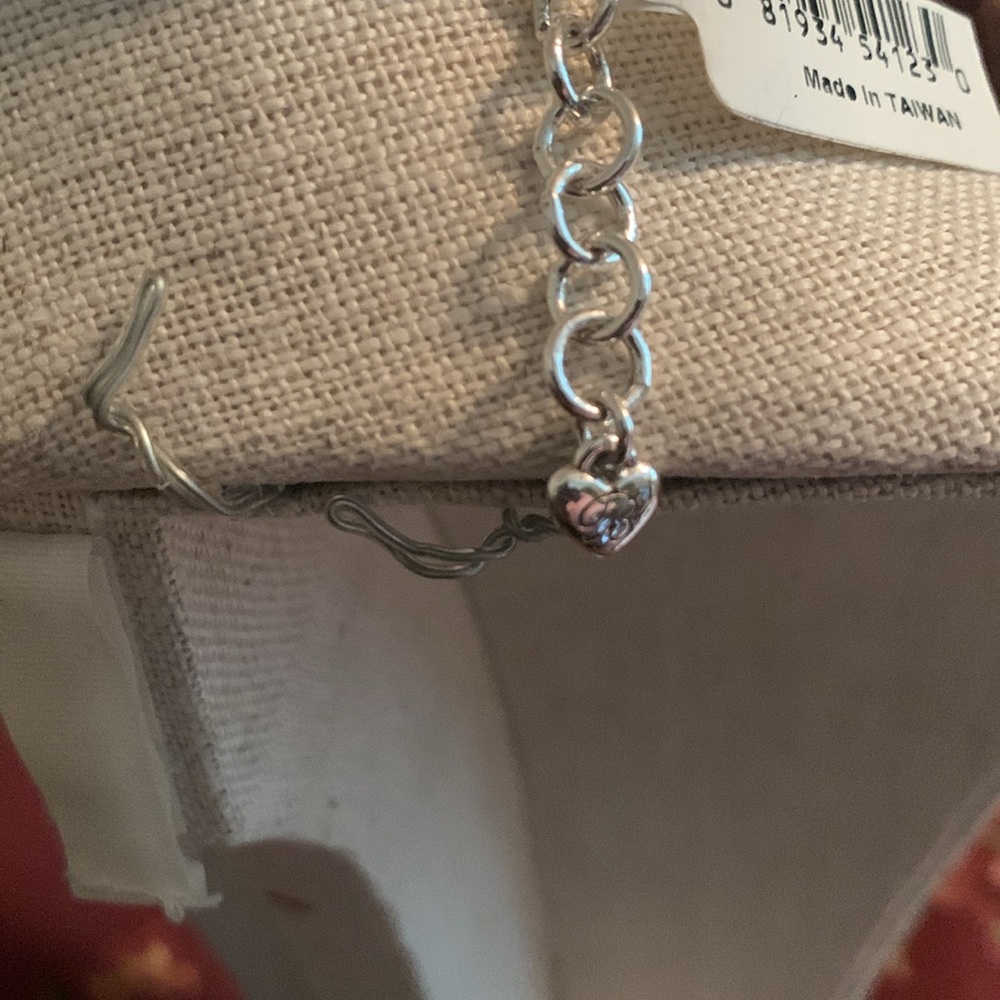 Brighton silver necklace - Picture 2 of 3